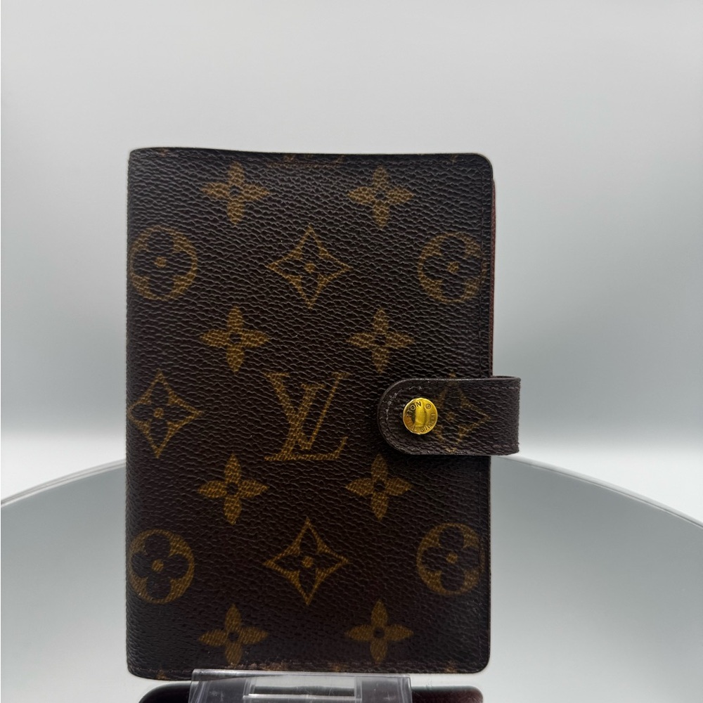 Louis Vuitton Brown Monogram agenda/passport holder-preloved